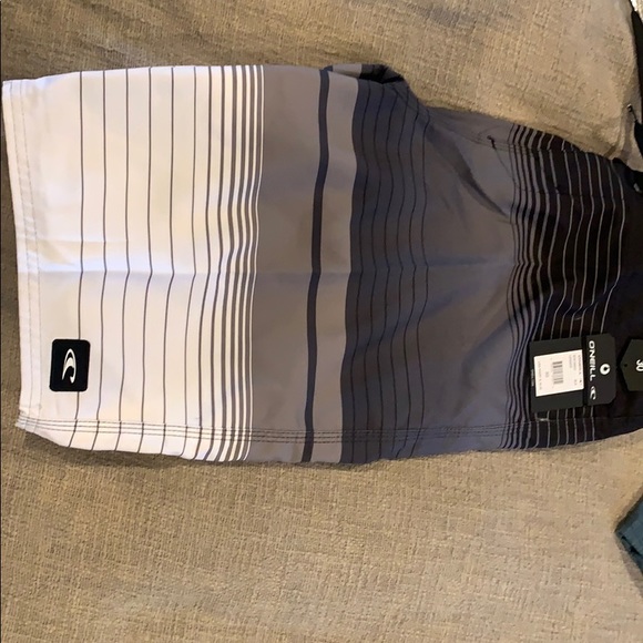 O’Neill shorts - Picture 2 of 3